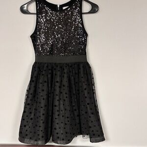 D-Signed by Disney Super Cute Girls sparkly sequined black  dress , M (10 / 12)